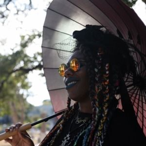 Meet your Posher, April